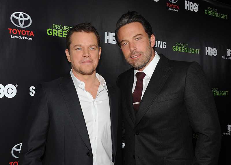 Matt Damon (L) and Ben Affleck