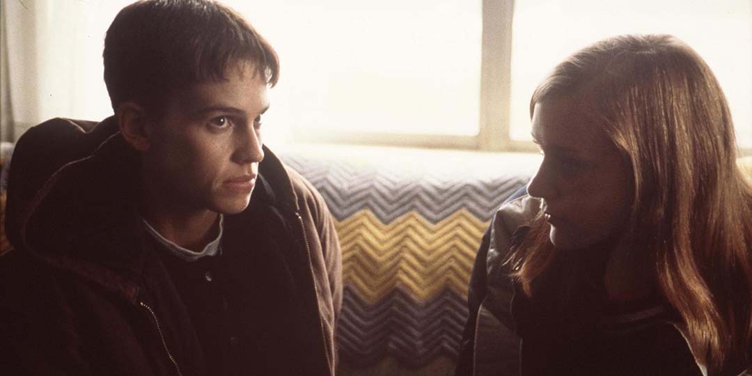 Hilary Swank & Chloë Sevigny in 'Boys Don't Cry'