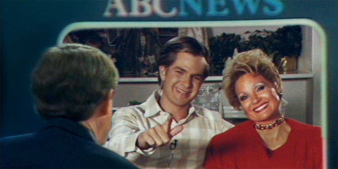 Jessica Chastain, Andrew Garfield talk 'The Eyes of Tammy Faye'