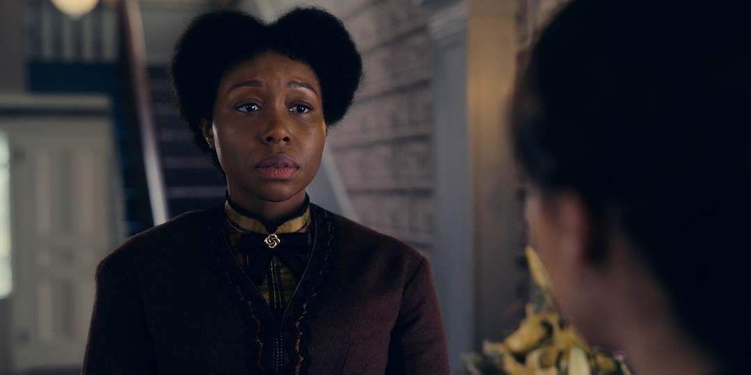 Amanda Warren in 'Dickinson'