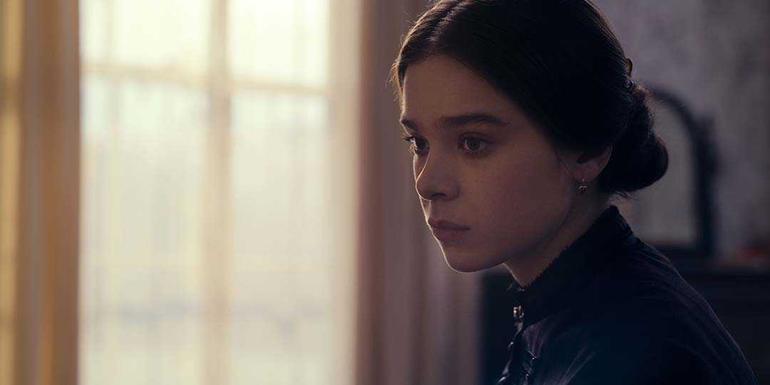 Hailee Steinfeld talks 'Dickinson' Season 3
