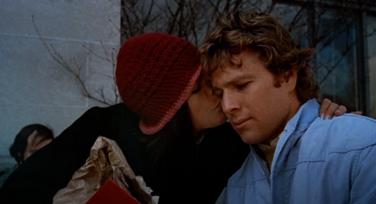 Ali MacGraw and Ryan O'Neal in movie 'Love Story'