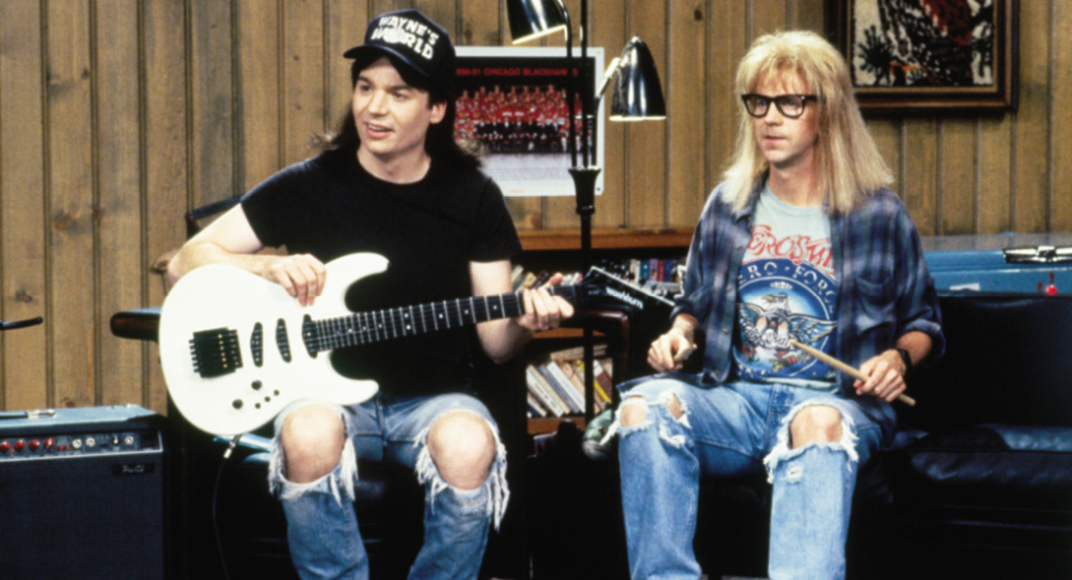 (L to R) Mike Myers and Dana Carvey in 'Wayne's World.' ©2021 Paramount Pictures. All Right Reserved.