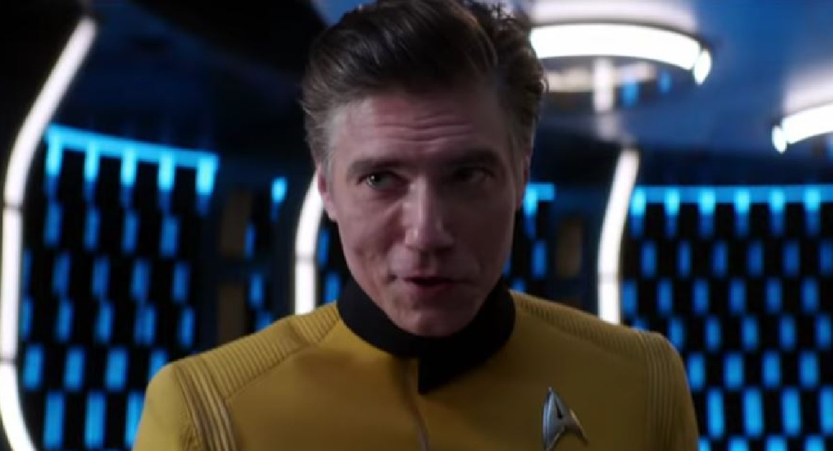 Anson Mount as Captain Pike