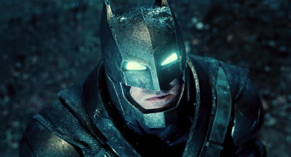 Batman looking up in 'Batman v Superman: Dawn of Justice' movie