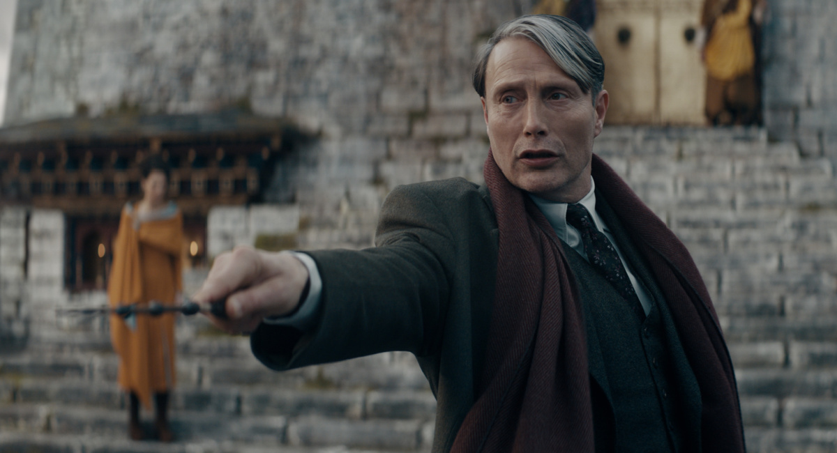 Mads Mikklesen as Gellert Grindelwald