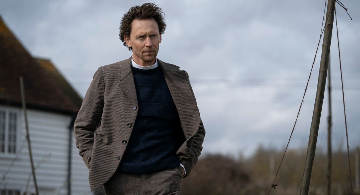 Tom Hiddleston in 'The Essex Serpent.'