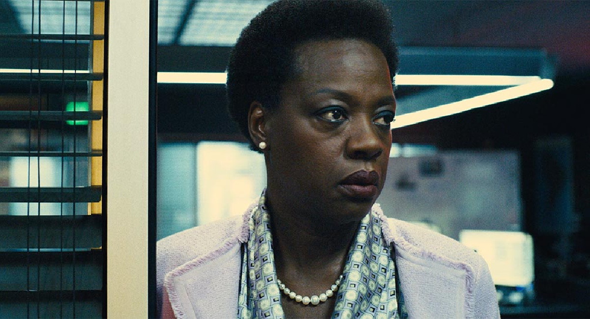 Viola Davis as Amanda Waller i