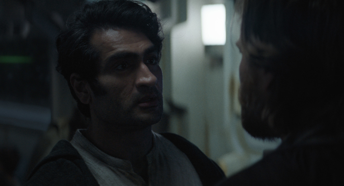 Haja Estree (Kumail Nanjiani) and Obi-Wan Kenobi (Ewan McGregor) in Lucasfilm's 'Obi-Wan Kenobi.'
