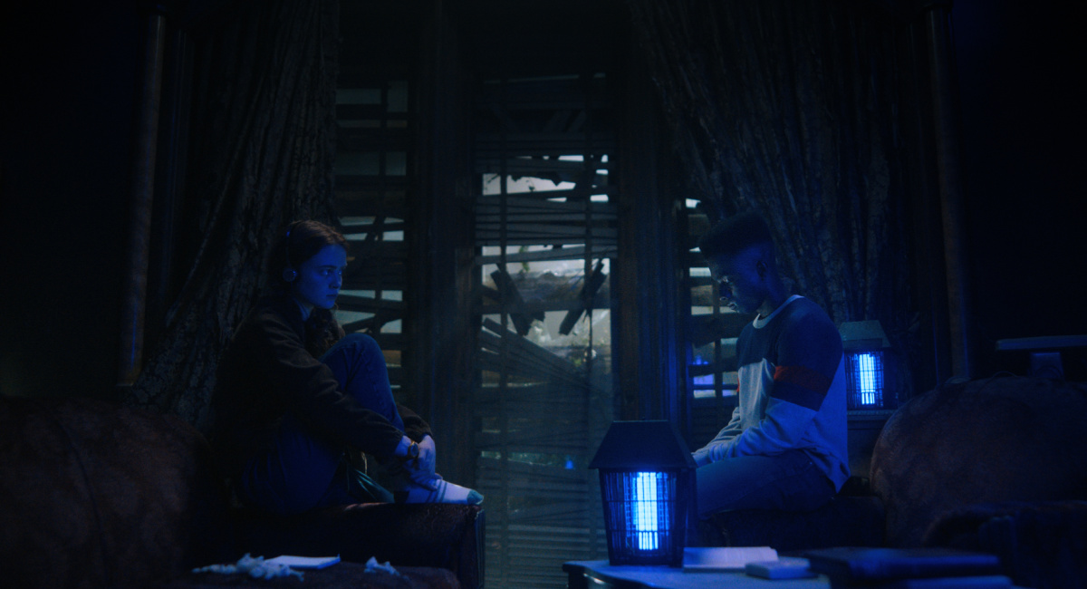 Sadie Sink as Max Mayfield and Caleb McLaughlin as Lucas Sinclair in 'Stranger Things.'