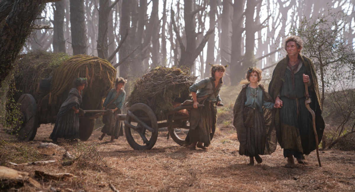 Sara Zwangobani (Marigold Brandyfoot), Markella Kavenagh (Elanor ‘Nori’ Brandyfoot), Megan Richards (Poppy Proudfellow), Beau Cassidy, and Dylan Smith (Largo Brandyfoot) in Prime Video's 'The Lord of the Rings: The Rings of Power.'