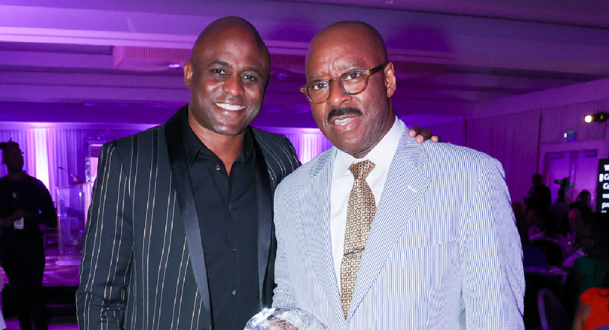 Wayne Brady and Courtney B. Vance at the 2022 AAFCA TV Honors.