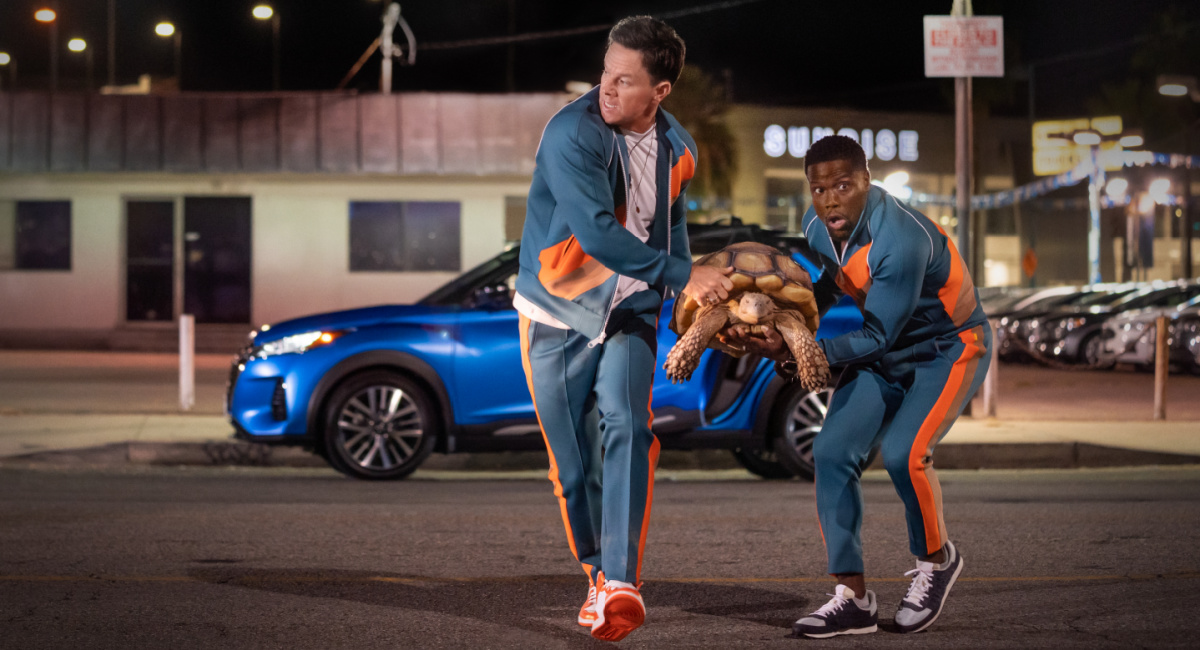 Mark Wahlberg as Huck, Kevin Hart as Sonny in 'Me Time.'