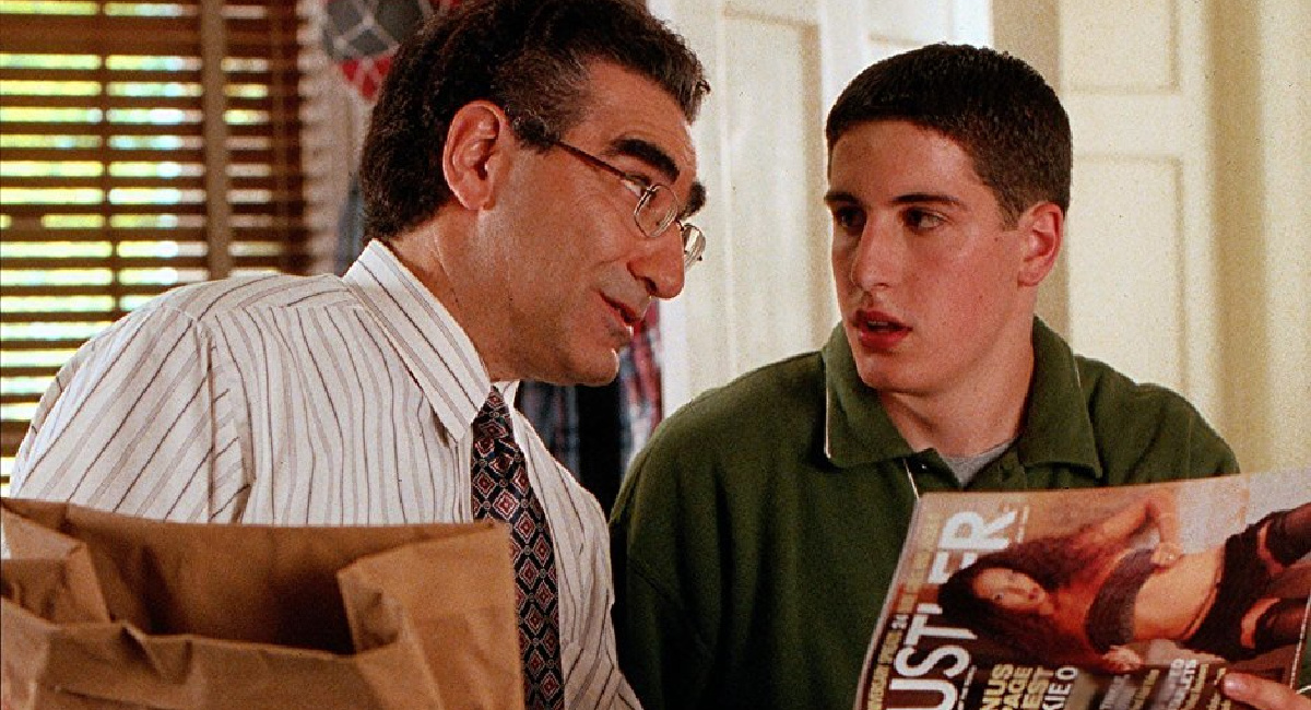 Eugene Levy as Jim's Dad, and Jason Biggs as Jim in 1999's 'American Pie.'