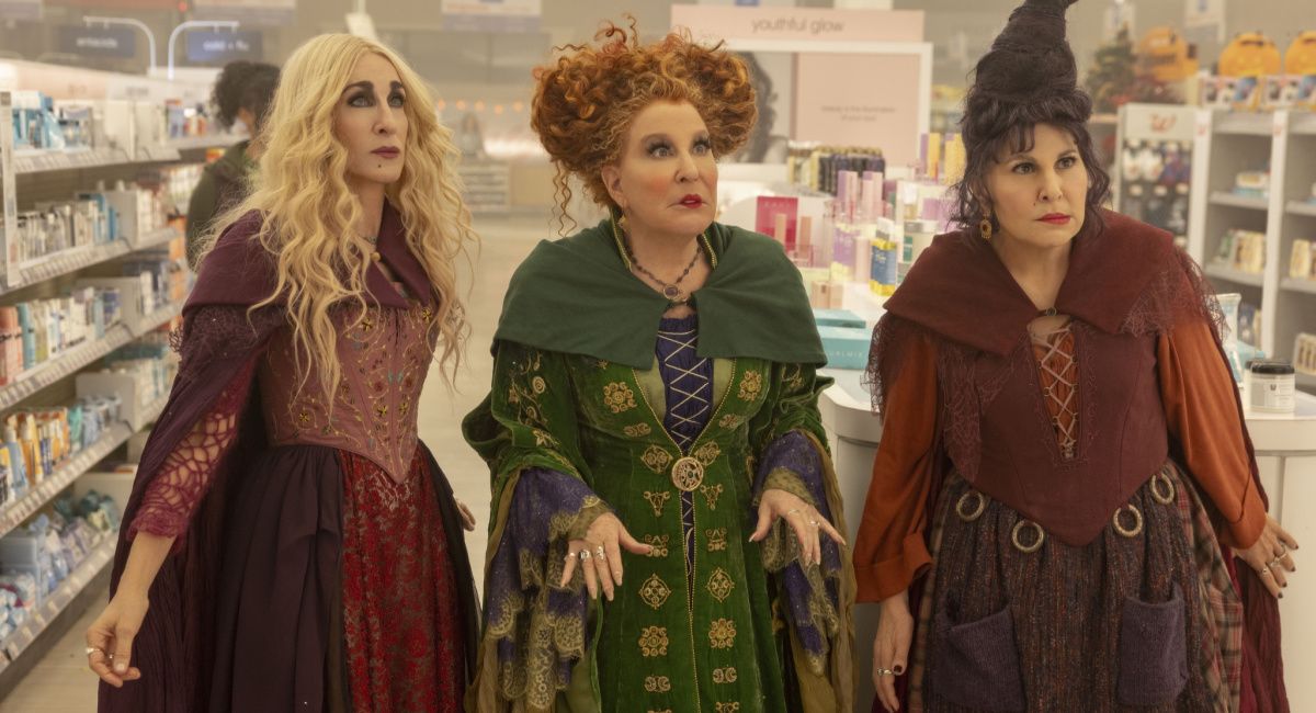 Sarah Jessica Parker as Sarah Sanderson, Bette Midler as Winifred Sanderson and Kathy Nazimi as Mary Sanderson in 'Hocus Pocus 2'.