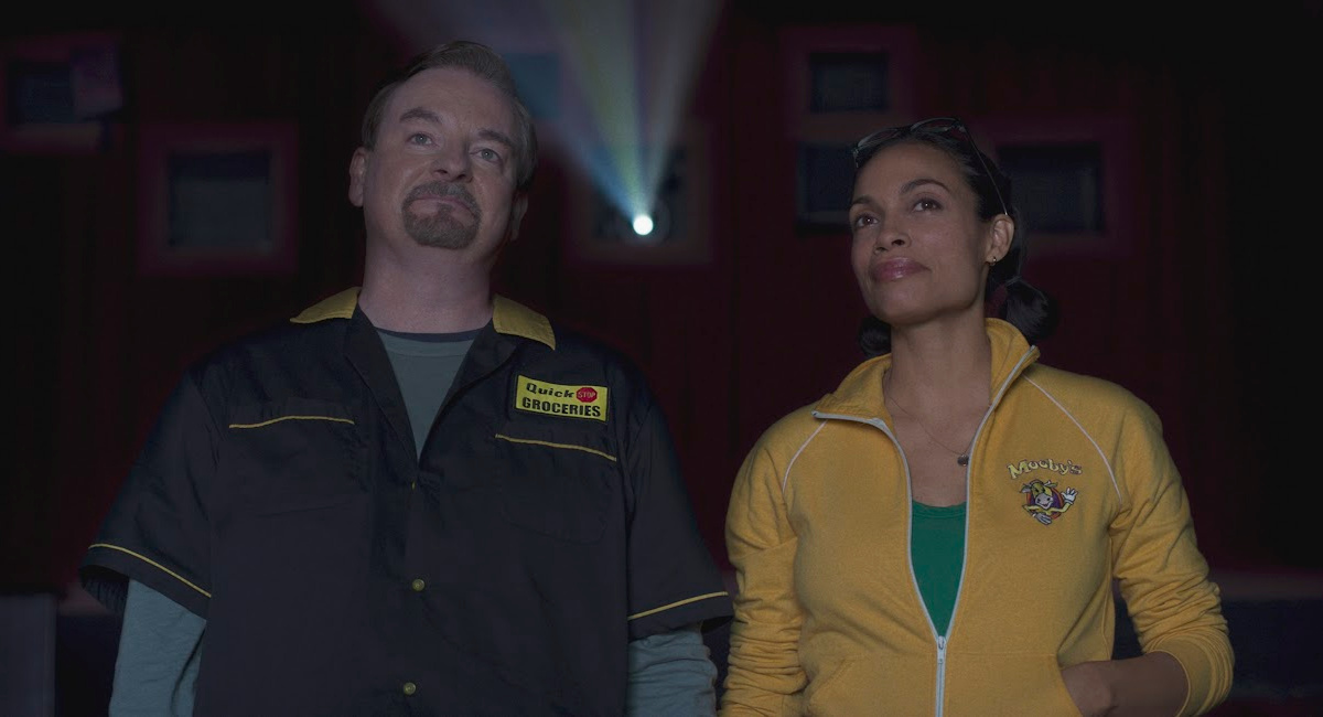 Brian O'Halloran as Dante and Rosario Dawson as Becky in 'Clerks III.'