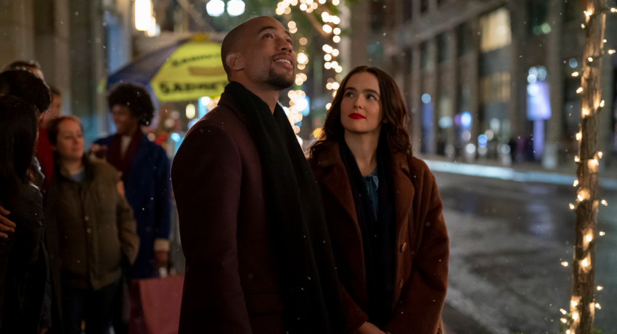 Kendrick Sampson and Zoey Deutch star in 'Something From Tiffany's.'