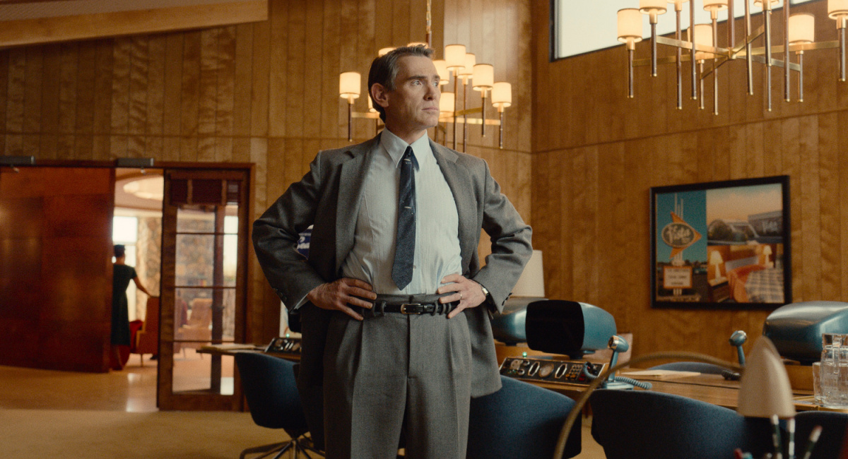 Billy Crudup stars in Apple TV+'s 'Hello Tomorrow!'