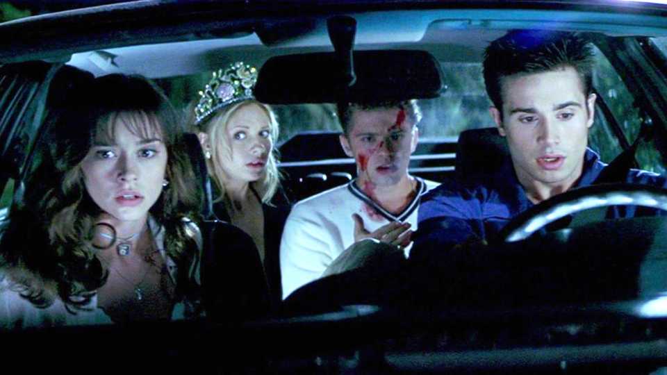 Jennifer Love Hewitt, Sarah Michelle Gellar, Ryan Phillippe and Freddie Prinze Jr. in 1997's 'I Know What You Did Last Summer.'