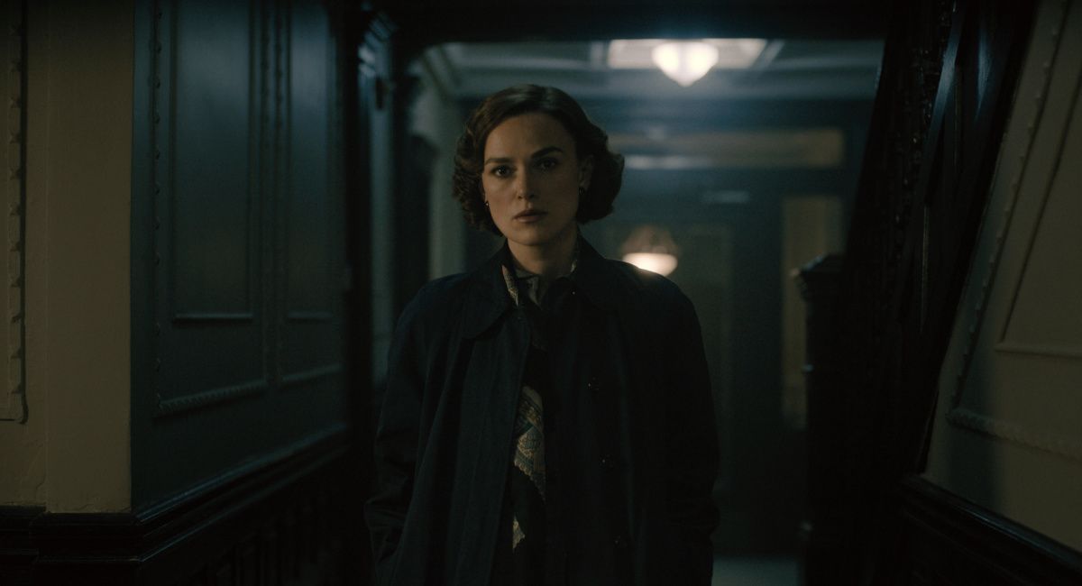 Keira Knightley as Loretta McLaughlin in 20th Century Studios' 'Boston Strangler,' exclusively on Hulu.