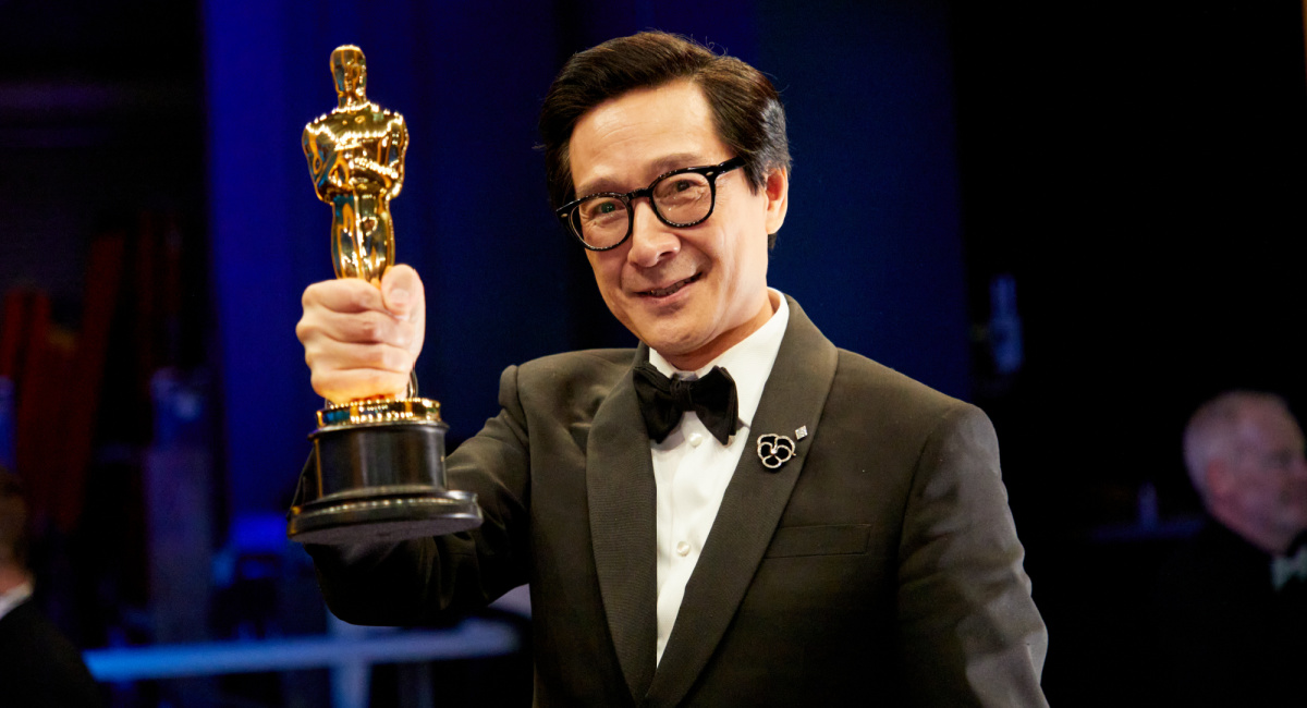Ke Huy Quan poses backstage with the Oscar® for Actor in a Supporting Role during ABC's live broadcast of the 95th Oscar® at the Dolby® Theater at Ovation Hollywood on Sunday, March 12, 2023.