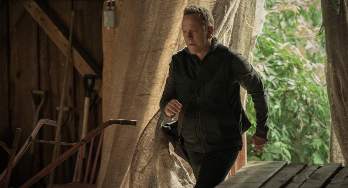 Kiefer Sutherland as John Weir of the Paramount+ series 'Rabbit Hole.'