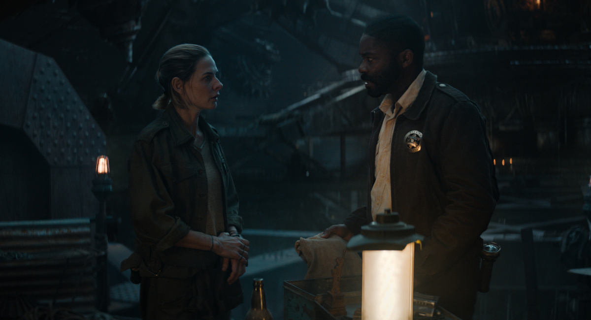 Rebecca Ferguson as Juliette and Chinaza Uche as Paul Billings in Apple TV+'s 'Silo.'