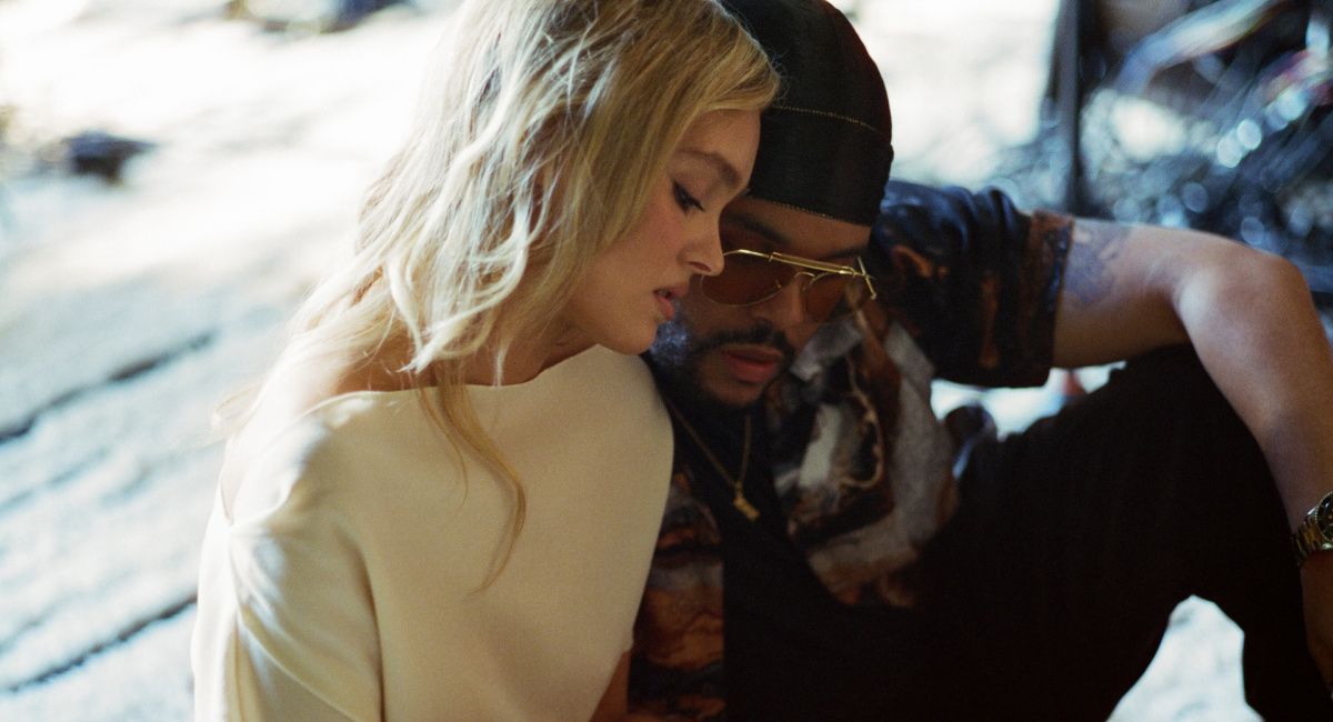 Lily-Rose Depp e Abel “The Weeknd” Tesfaye em 'The Idol' da HBO.