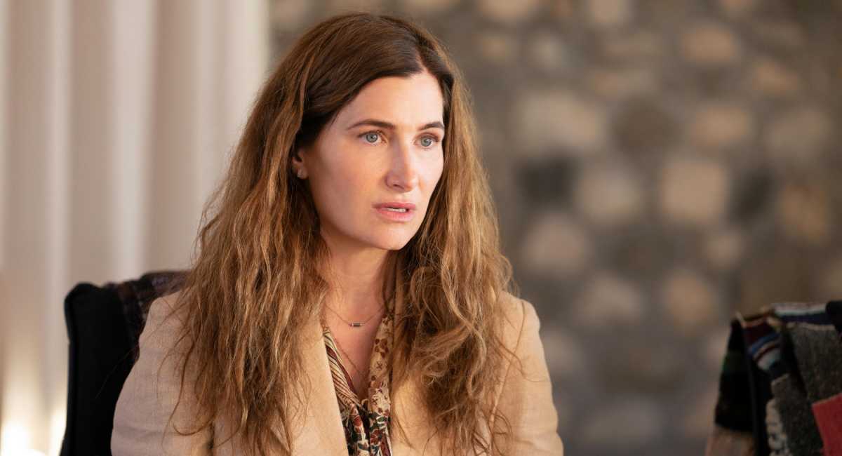 'Tiny Beautiful Things' Interview: Kathryn Hahn
