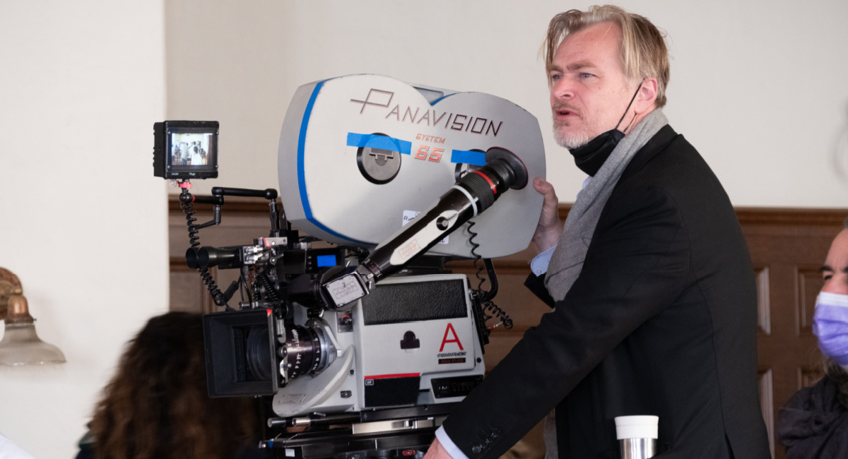 Escritor, diretor e produtor Christopher Nolan no set de 'Oppenheimer'.