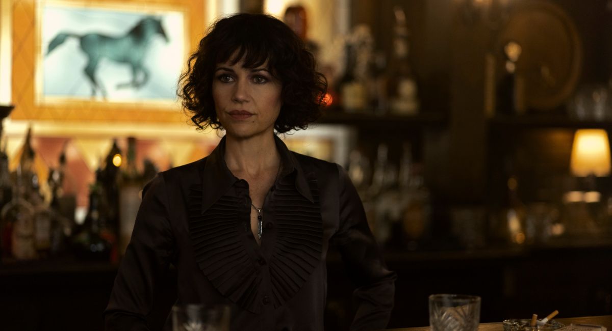 Carla Gugino as Verna in 'The Fall of the House of Usher.'