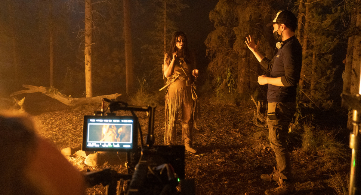 Amber Midthunder as Naru and Director Dan Trachtenberg behind the scenes of 20th Century Studios' 'Prey,' exclusively on Hulu.