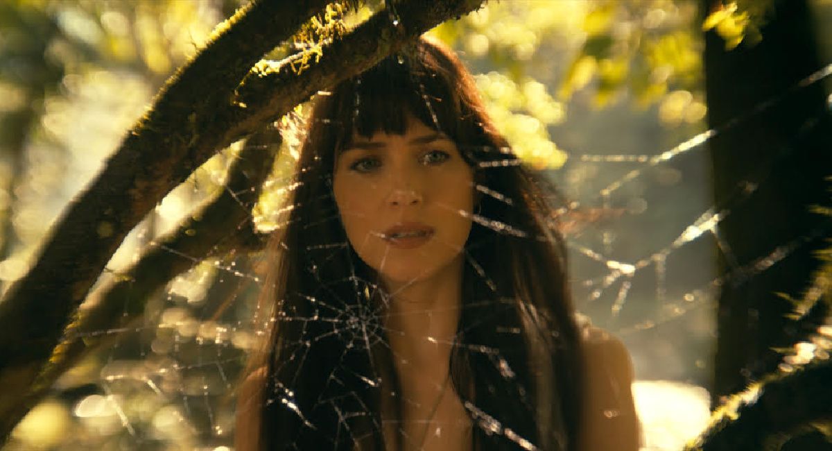 'Madame Internet' Trailer 1 Cassandra Webb (Dakota Johnson) in Columbia Pictures’ 'Madame Web.'