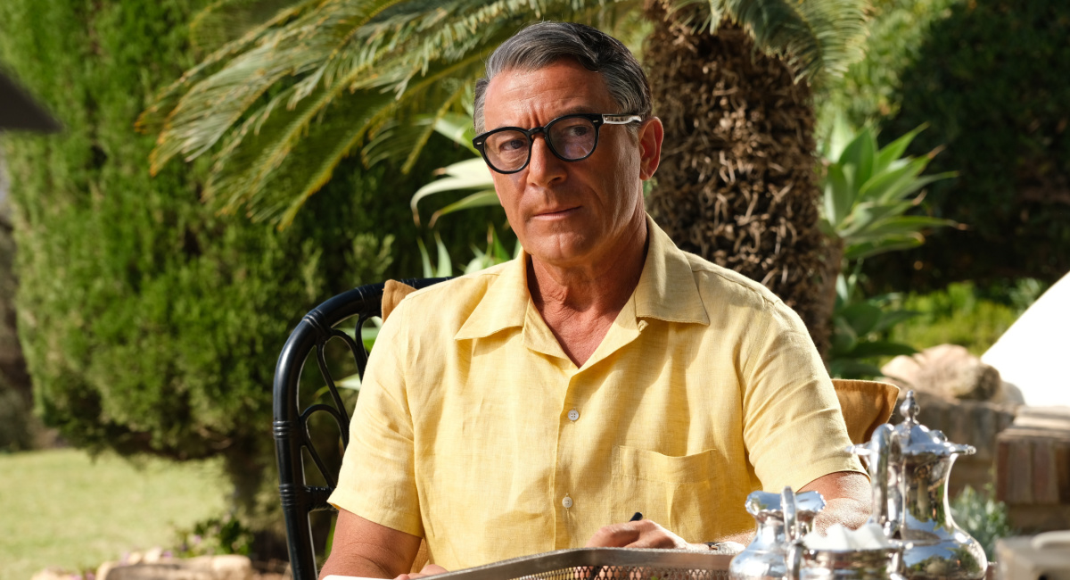 Jason Isaacs as Cary Grant in 'Archie.'