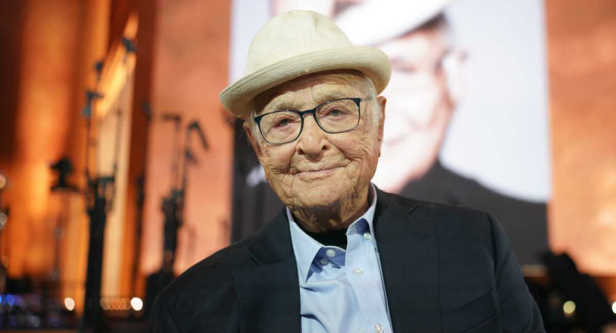 Legendary TV Producer Norman Lear Dies
