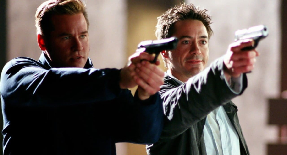 Val Kilmer and Robert Downey Jr. in 'Kiss Kiss Bang Bang.'