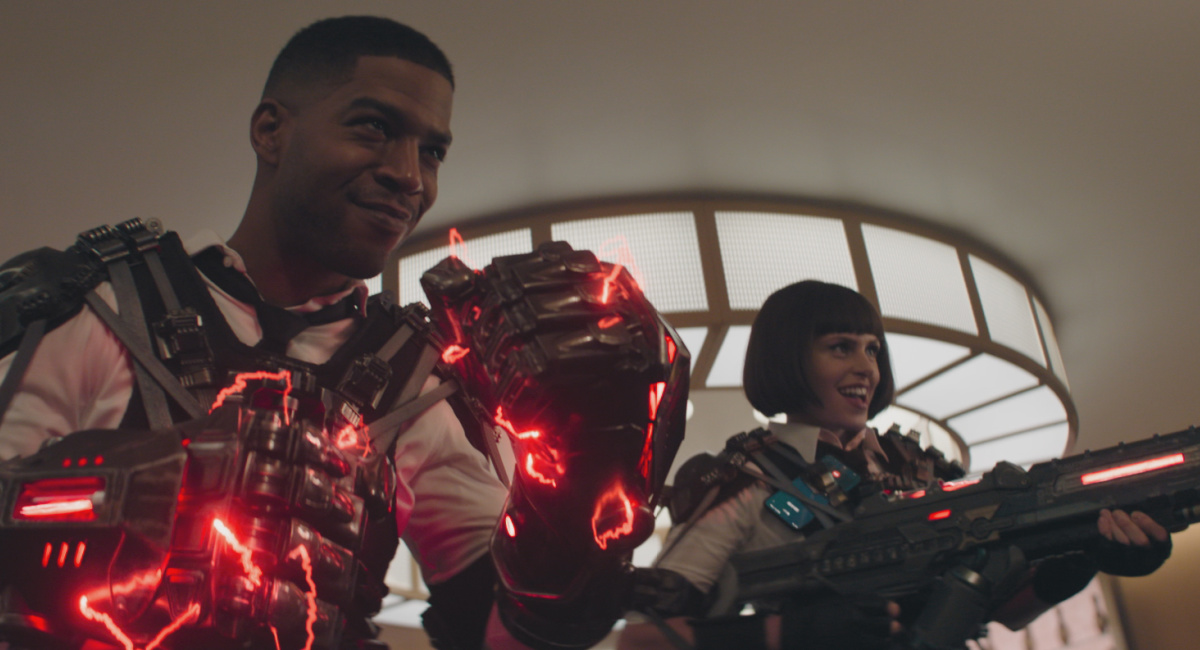 Scott Mescudi as Agent Mason and Ellie Taylor as Agent Willoughby in 'Knuckles,' streaming on Paramount+, 2024.