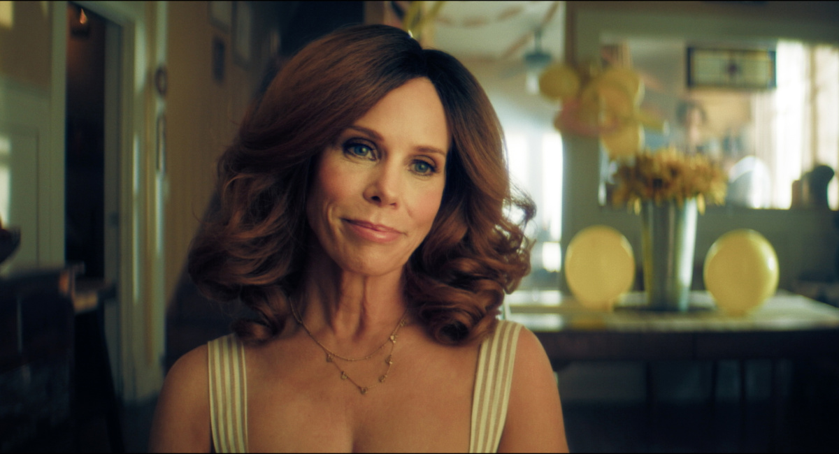 Cheryl Hines in 'Popular Theory.'
