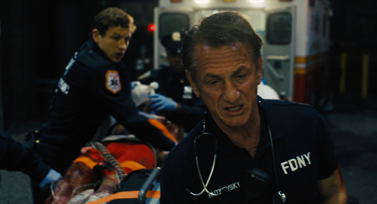 Tye Sheridan and Sean Penn in 'Asphalt City.'