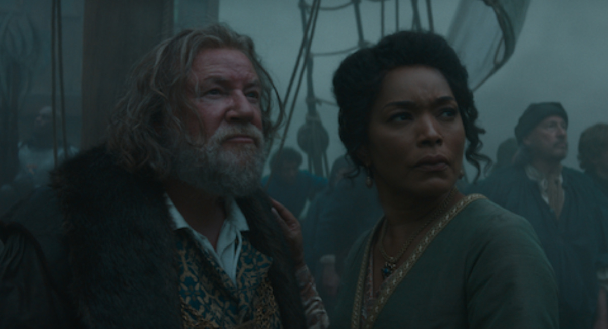 Ray Winstone as Lord Bayford and Angela Bassett as Lady Bayford in 'Damsel.'