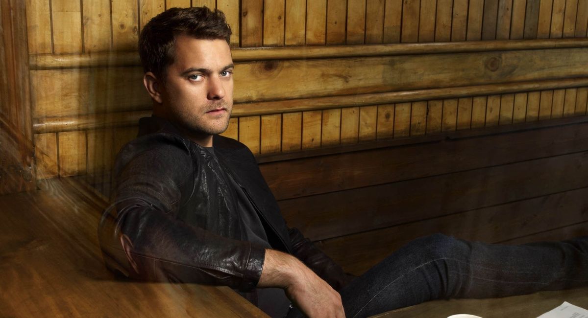 Joshua Jackson as Peter Bishop on 'Fringe.'