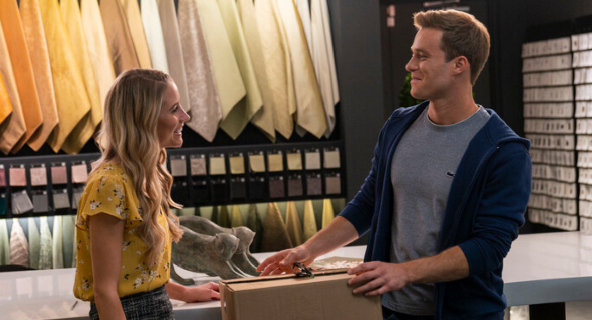 Ali Cobrin and Brandon Hirsch in 'The Baxters'.