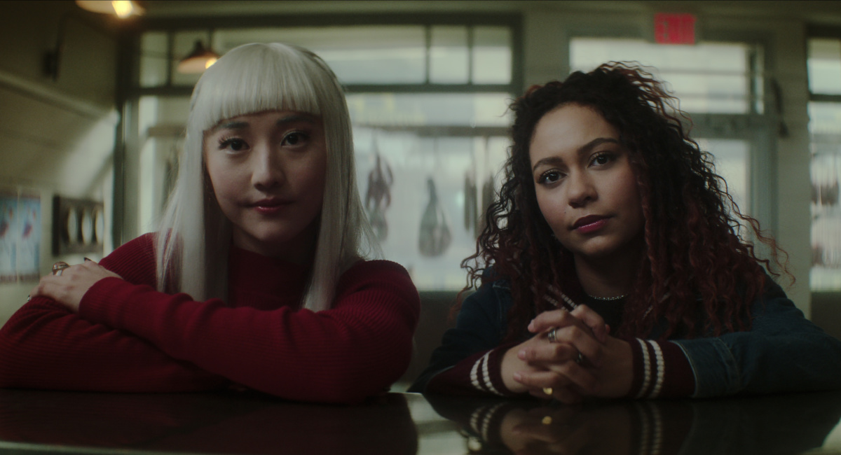 Yuyu Kitamura as Niko Sasaki and Kassius Nelson as Crystal Palace in episode 4 of 'Dead Boy Detectives.'