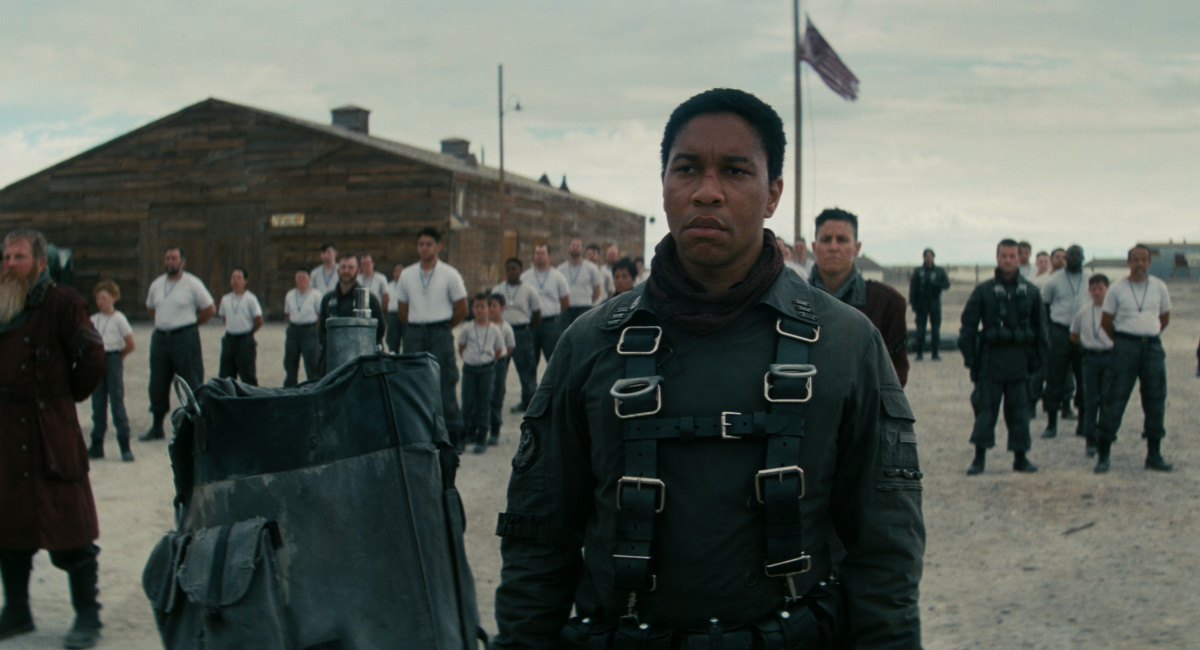 Aaron Moten (Maximus) in 'Fallout'.