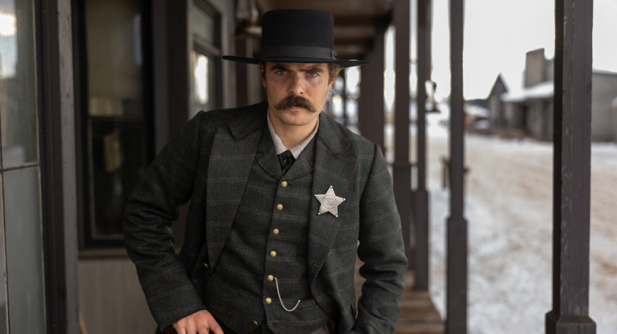 Alex Roe as Pat Garrett in 'Billy the Kid' season 2 part 2.