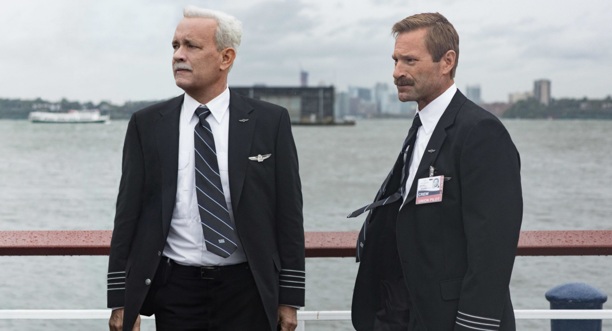 Tom Hanks and Aaron Eckhart in director Clint Eastwood's 'Sully'.