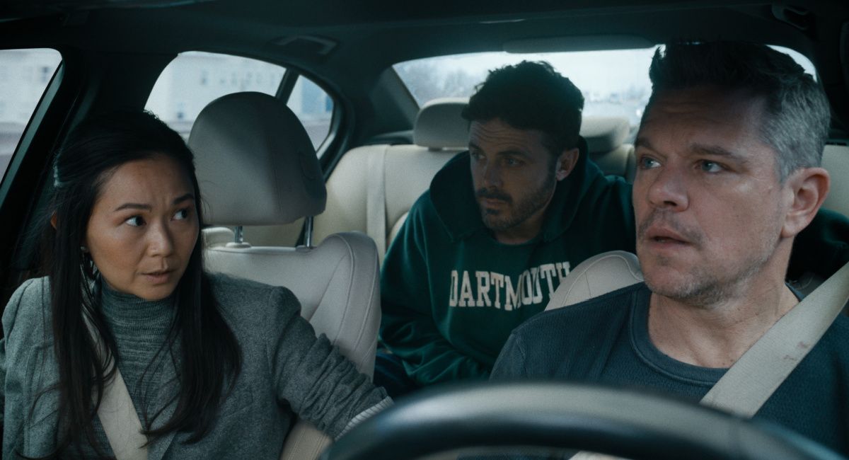 Hong Chau, Casey Affleck and Matt Damon in 'The Instigators'.