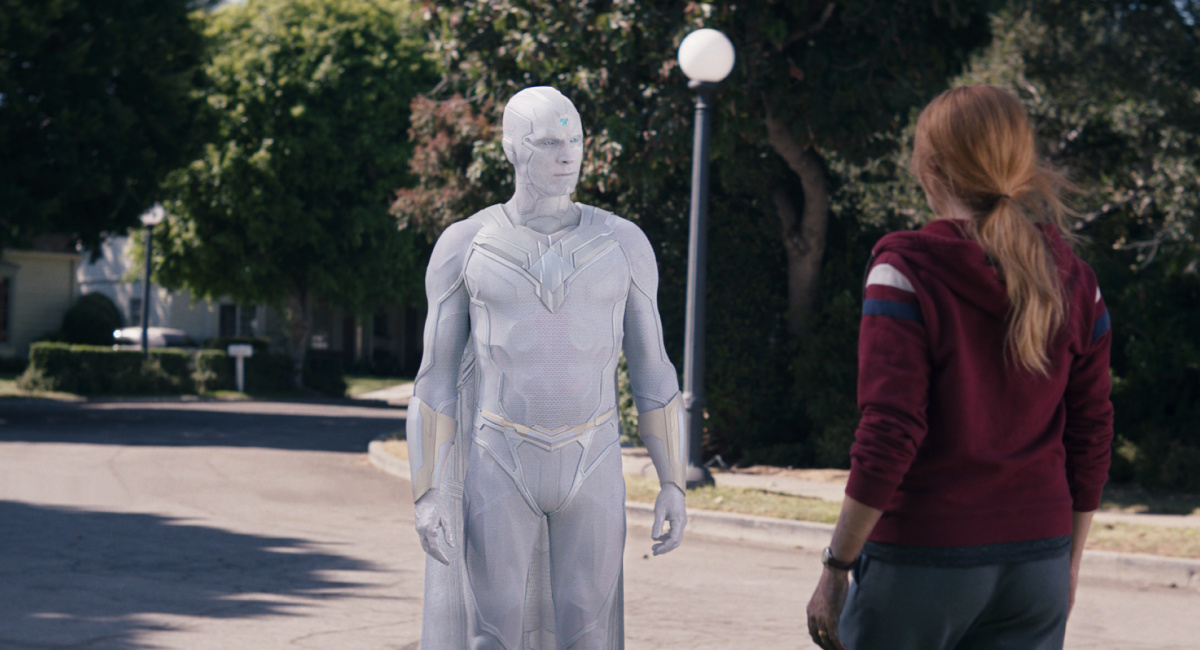 Paul Bettany and Elizabeth Olsen in Marvel Studios' 'Wandavision' exclusively on Disney+.