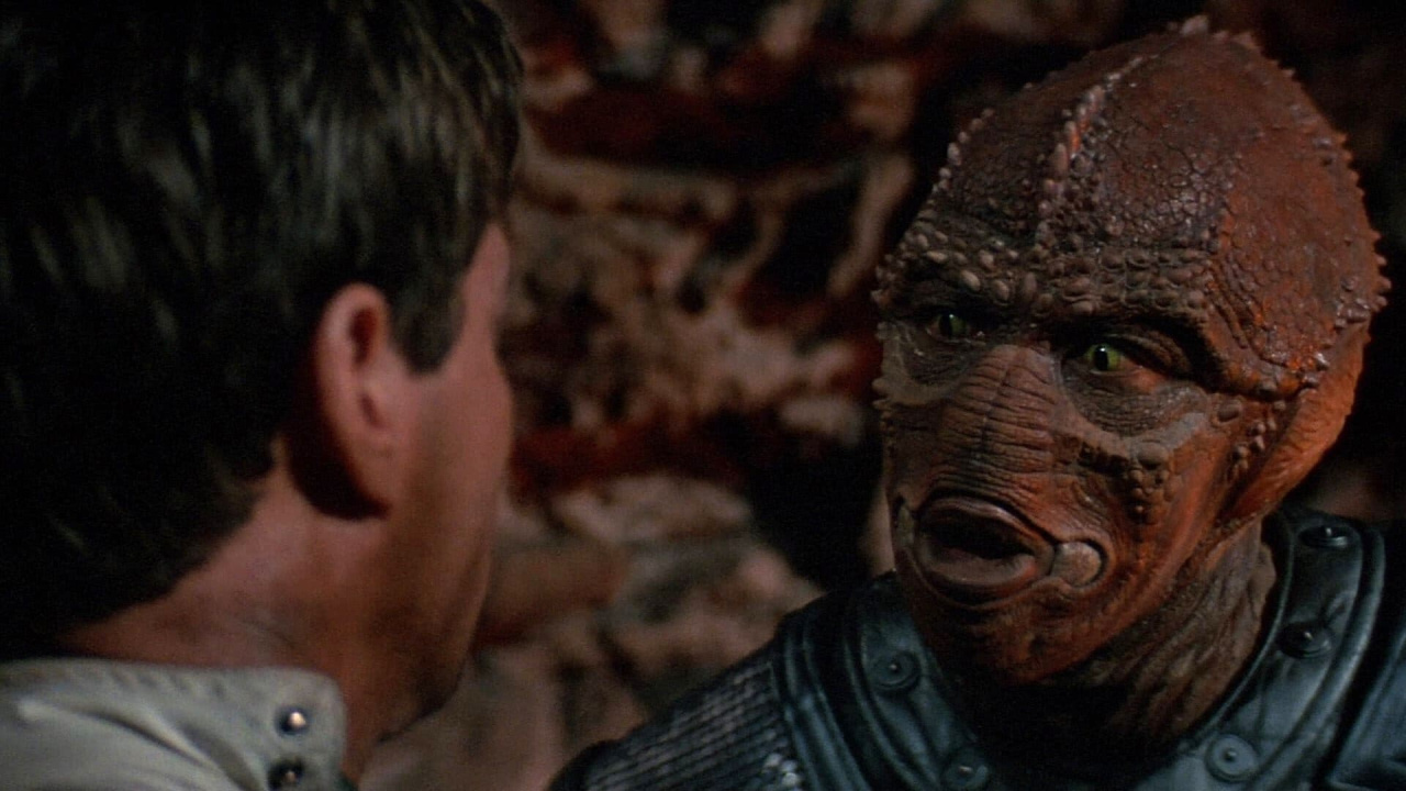 Dennis Quaid and Louis Gossett Jr. in 'Enemy Mine'.