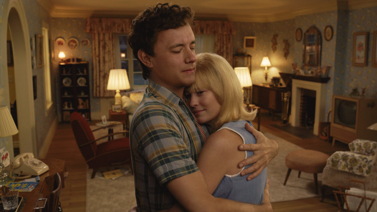 Tom Hanks and Robin Wright star in 'Here'.